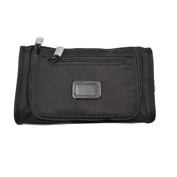 NWTTumi AlphaTravel kit Black 117253-1041Travel Kit
